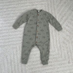 Q by Quincy Mae Xmas Tree Romper